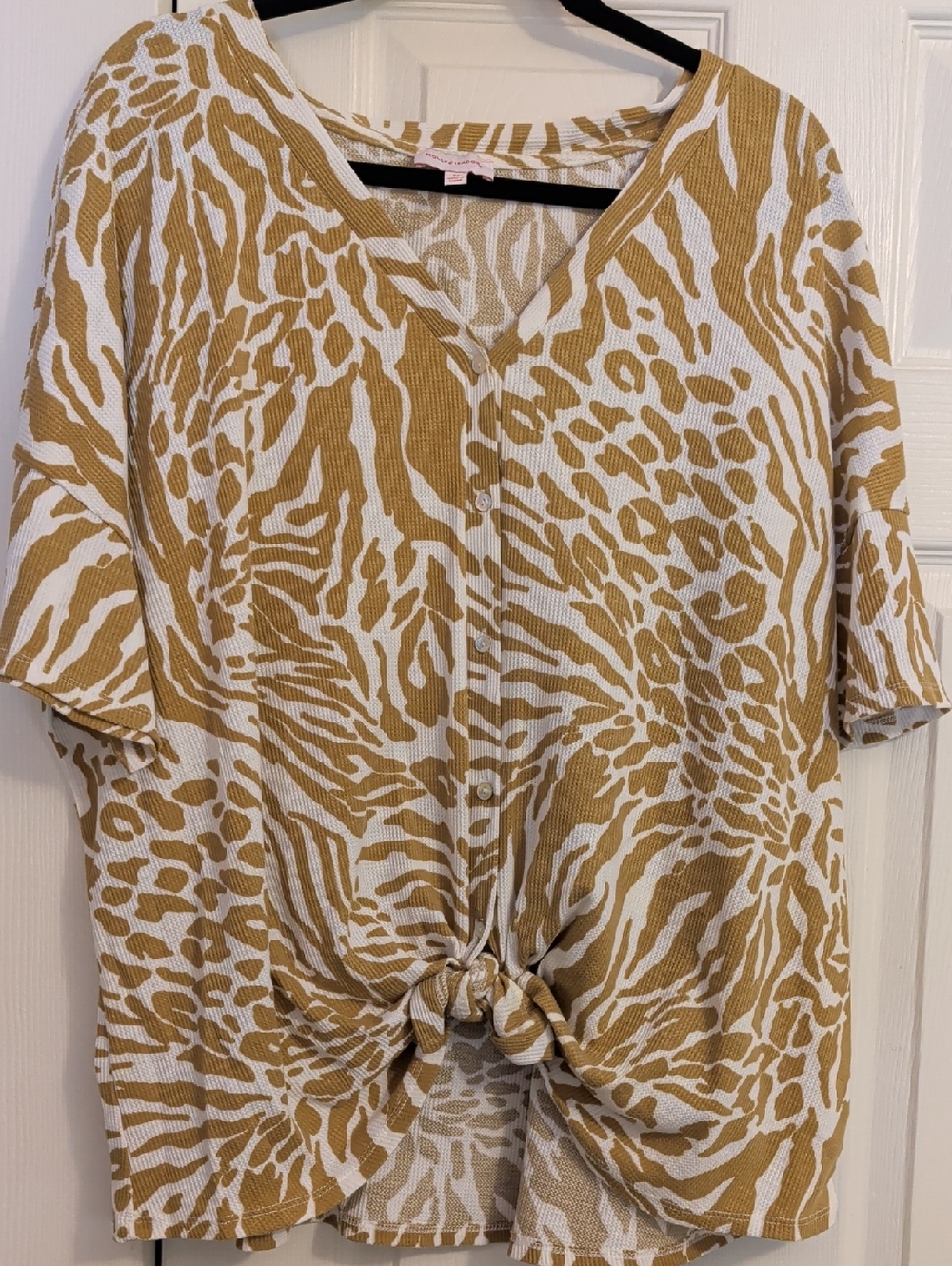 Molly & Isadora Knot-Front V-Neck Popover Top - White & Tan NWOT